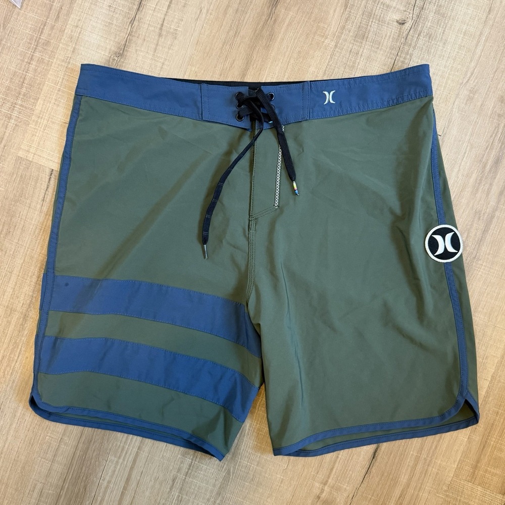 Hurley Phantom Board Shorts Striped Green Blue Men's 36 Back Pocket